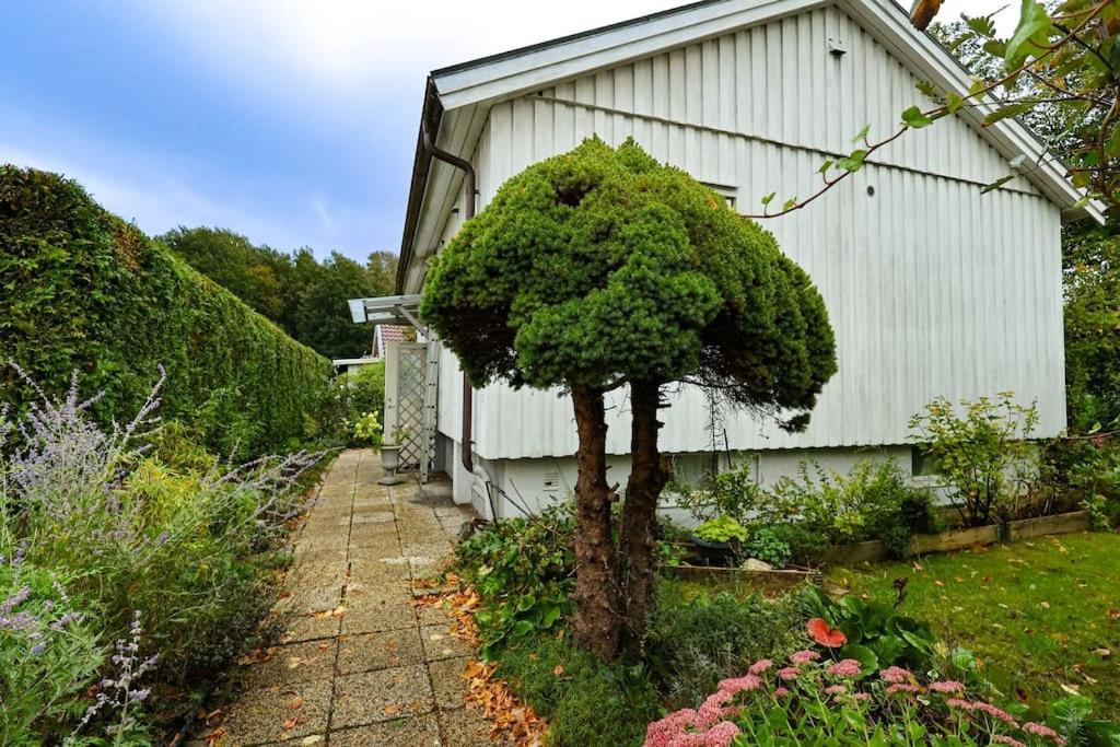 House For Workers & Familys Volvo Villa Gotenburg Buitenkant foto