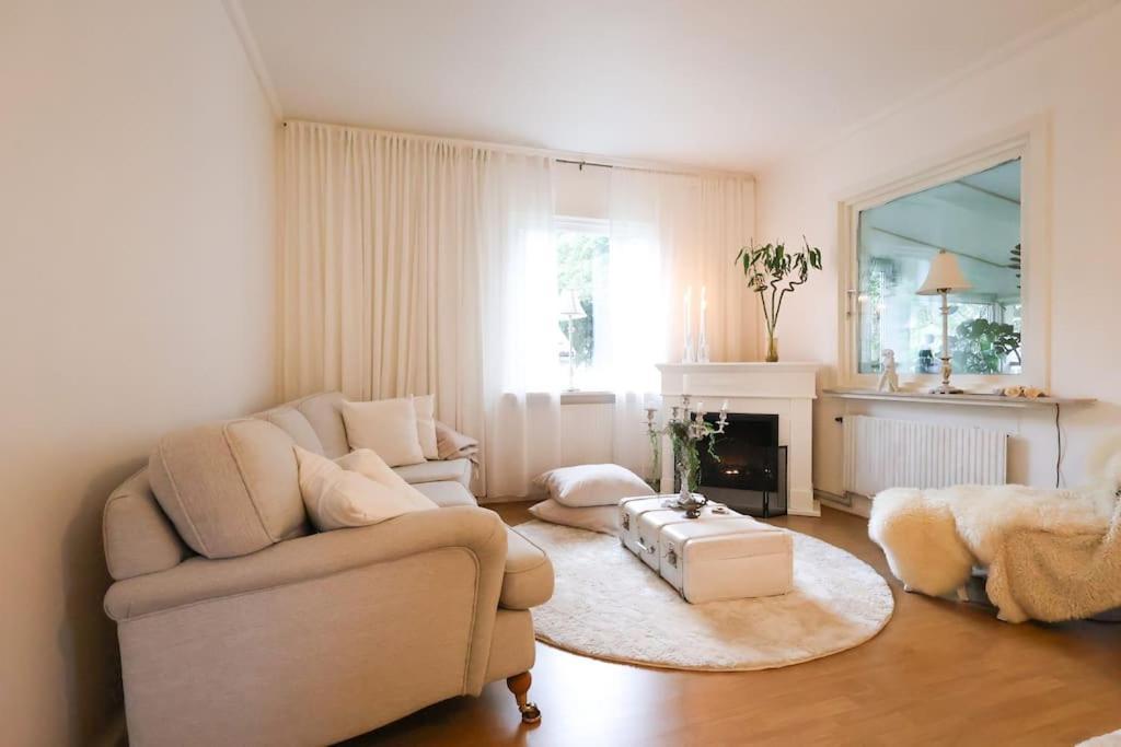 House For Workers & Familys Volvo Villa Gotenburg Buitenkant foto